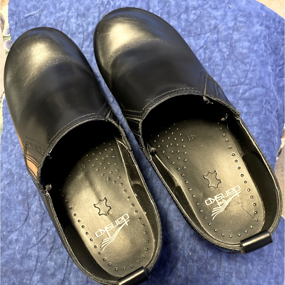 Dansko Black Clog Size 41 lightly used